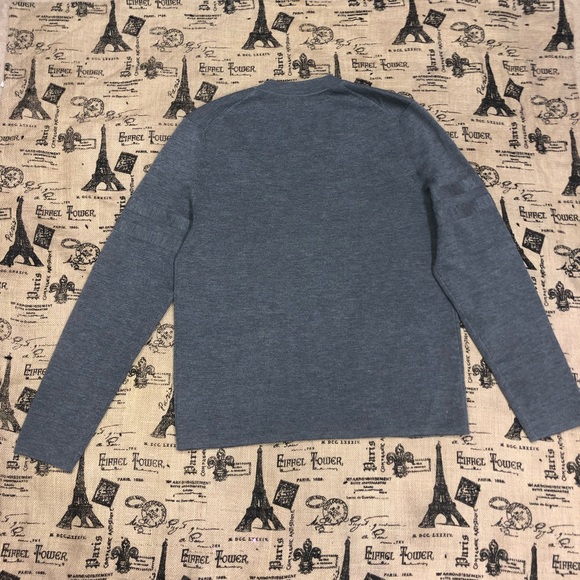 Banana Republic NWOT! Grey V Neck Button Down  Pockets Cardigan Sweater - Picture 9 of 13